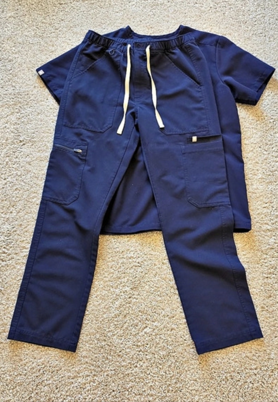 Mens Figs Scrubs Top And Pants Navy Blue XS Short